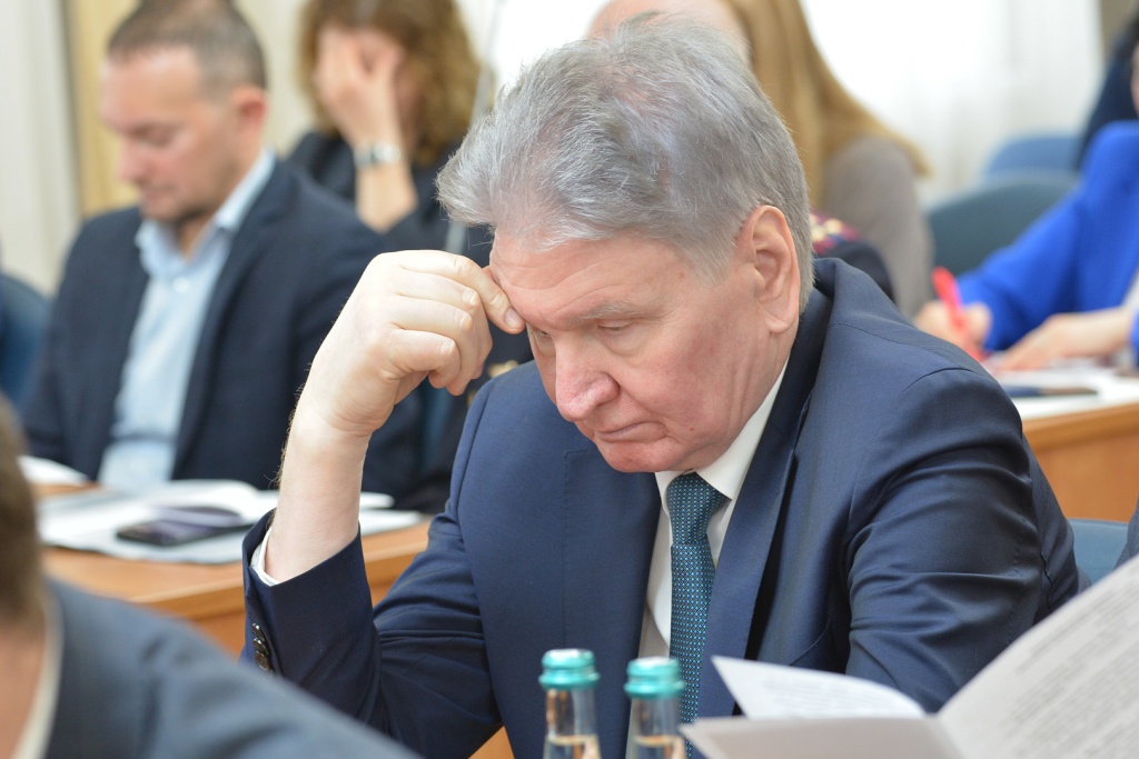 Воронежская гордума рассмотрела 38 вопросов: от ускорения согласования земляных работ до изменений в бюджет и поддержки социальных инициатив