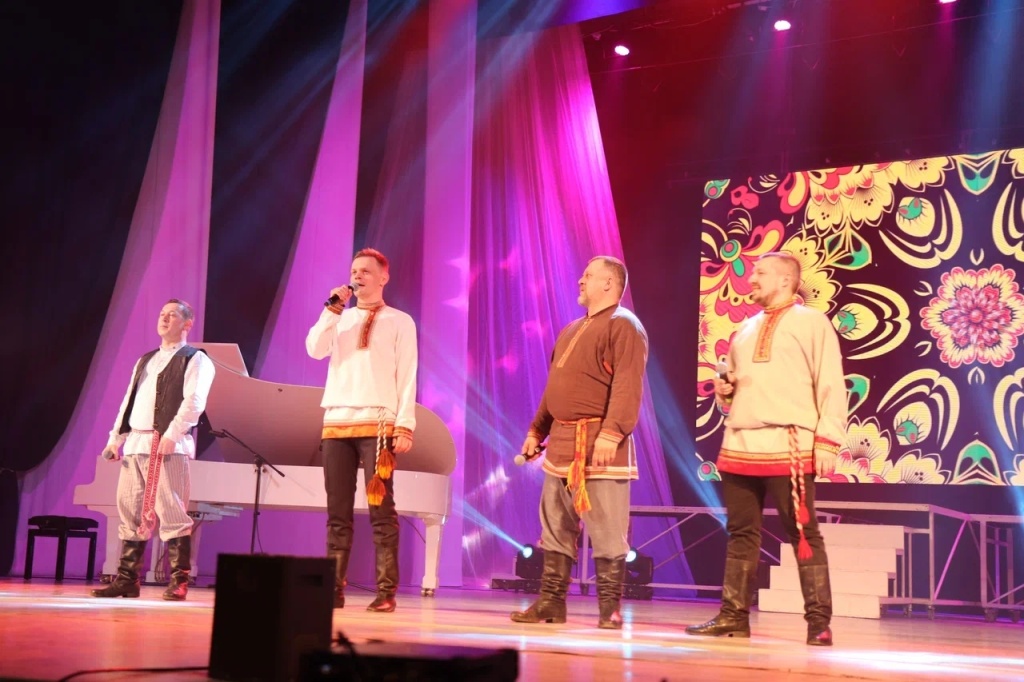 В Иванове чествовали лауреатов премии «Триумф»: педагоги получили заслуженные награды