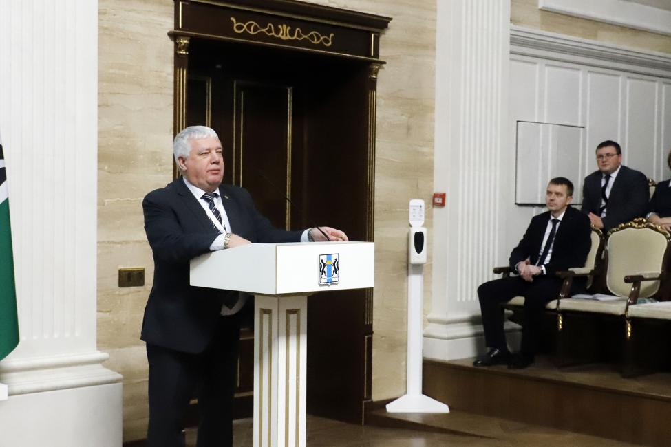 Председатель Заксобрания Новосибирской области Андрей Шимкив поздравил аграриев с профессиональным праздником