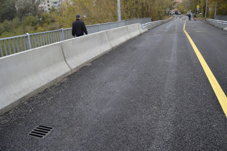 В Иванове путепровод на улице Зверева открыт для движения: досрочное завершение ремонта и новые стандарты безопасности