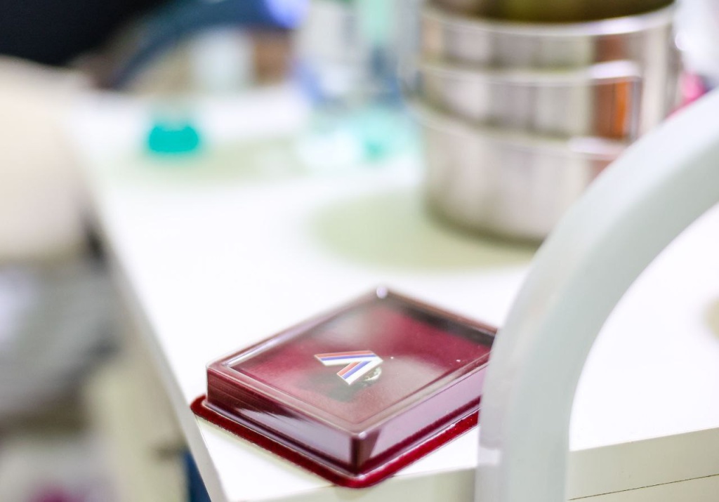 Глава Красногорска навестил в госпитале коллегу, участника СВО