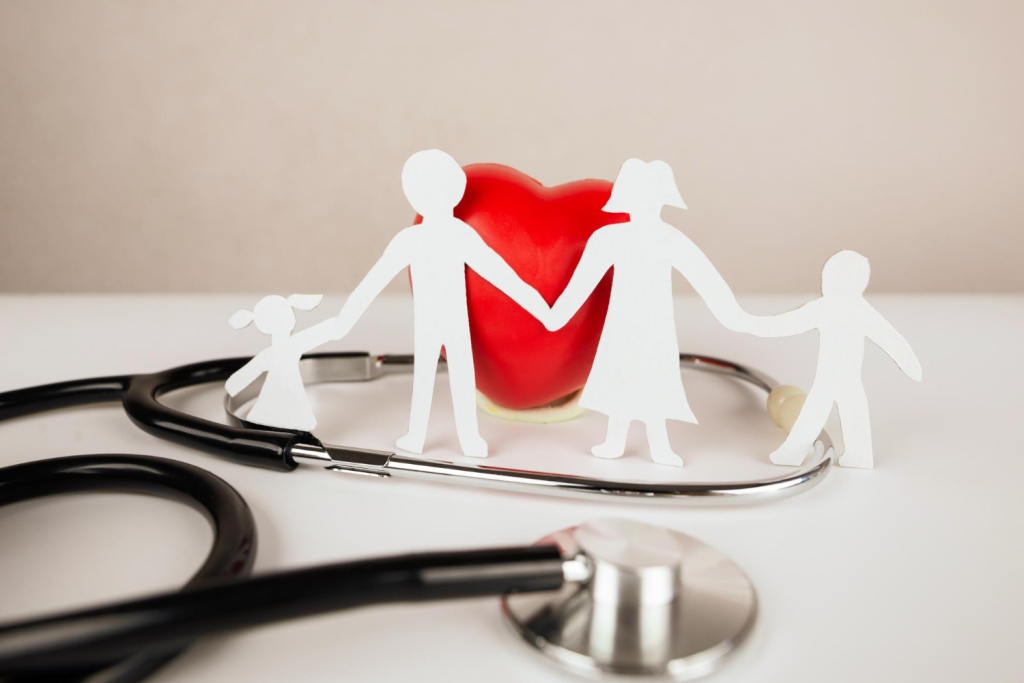 Исследование: семья и здоровье — главные источники счастья для россиян