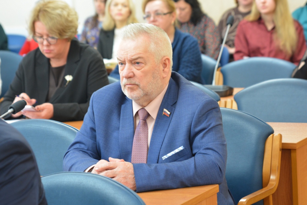 «Зелёный Воронеж»: депутаты городской Думы усиливают поддержку экологических инициатив — новые планы по озеленению и развитию экопросвещения «Зелёный Воронеж»: депутаты городской Думы усиливают поддержку экологических инициатив — новые планы по озеленению и развитию экопросвещения