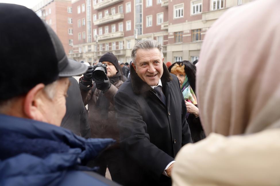 Председатель Заксобрания Новосибирской области Андрей Шимкив поздравил аграриев с профессиональным праздником